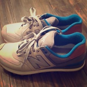 New Balance 574 tennis shoes size 8